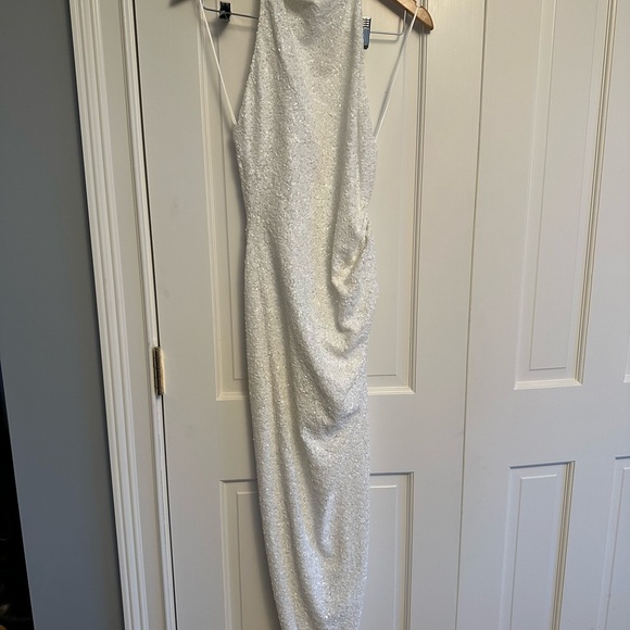 REVOLVE Amanda Uprichard Samba Gown in White Sequin - Picture 4 of 14